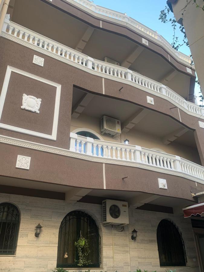 Belux Hotel Tirana Bagian luar foto